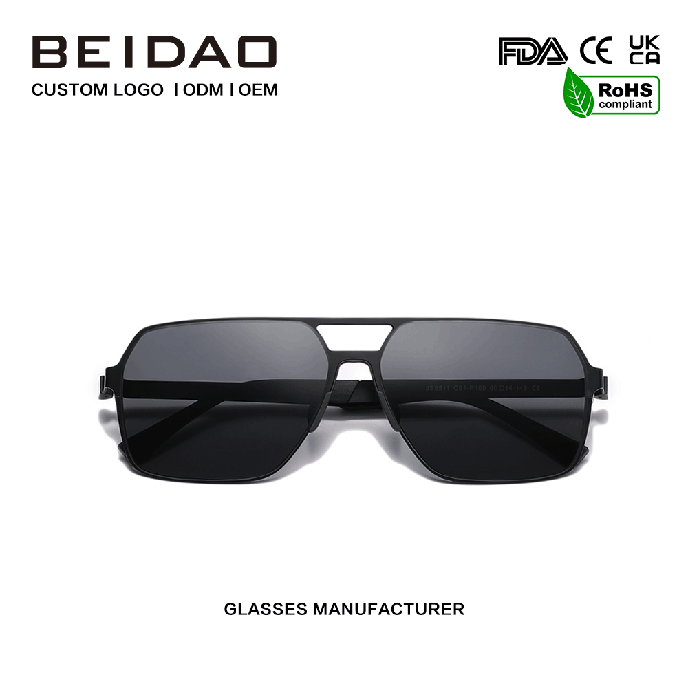 Moderni Dura Aliquam Oversized Quadratum Sunglasses